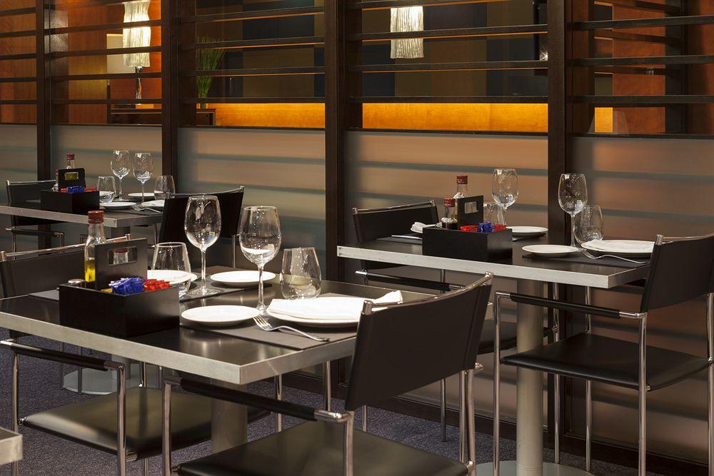 Ac Hotel Leon San Antonio By Marriott Extérieur photo