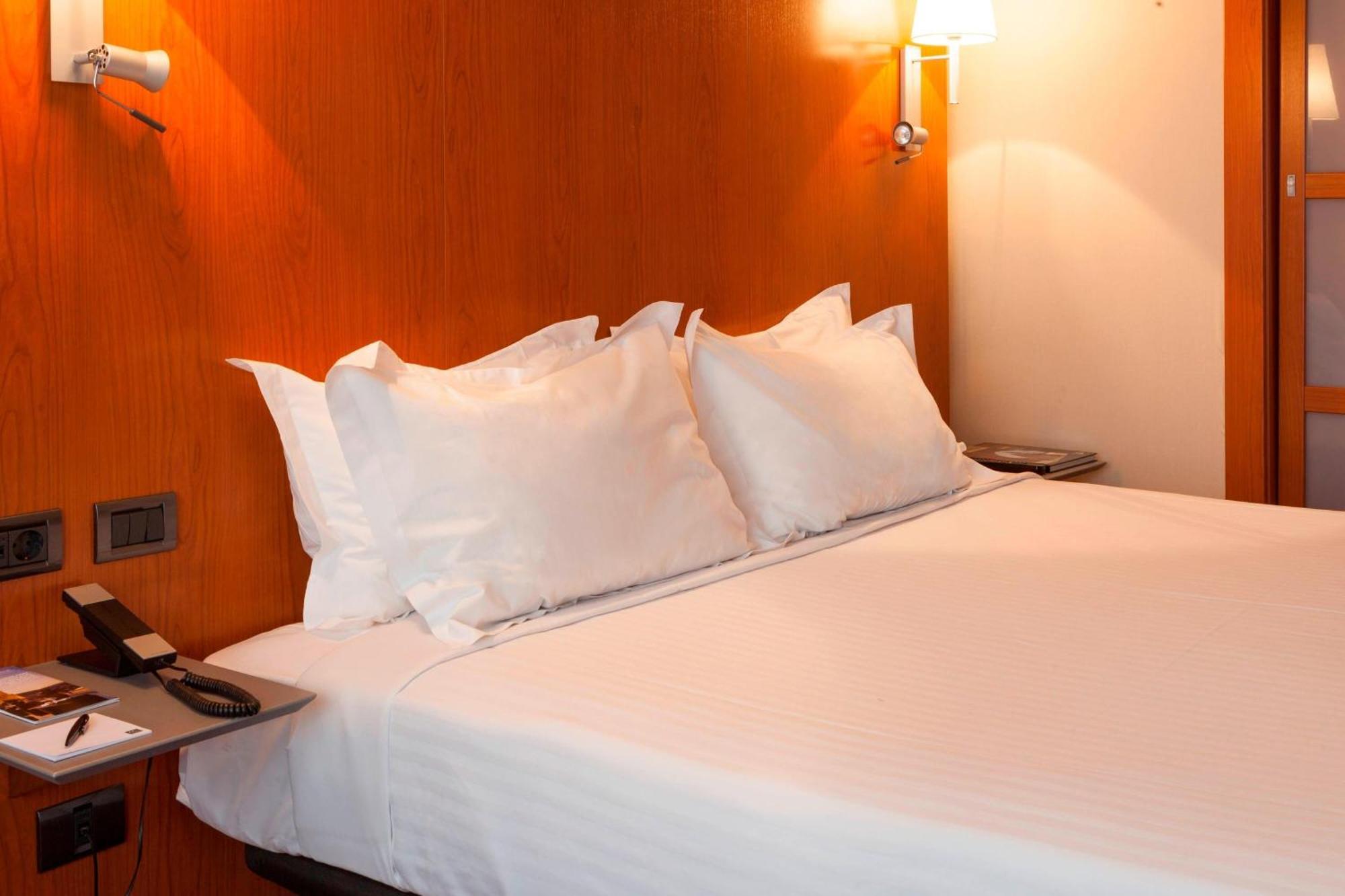 Ac Hotel Leon San Antonio By Marriott Extérieur photo