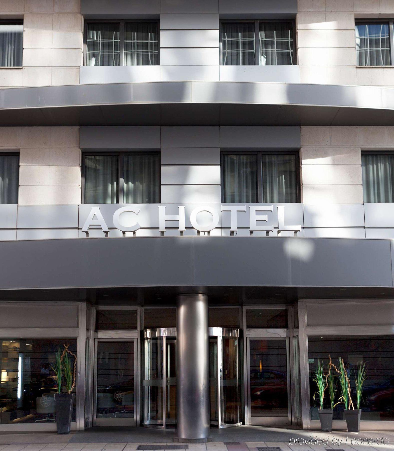 Ac Hotel Leon San Antonio By Marriott Extérieur photo