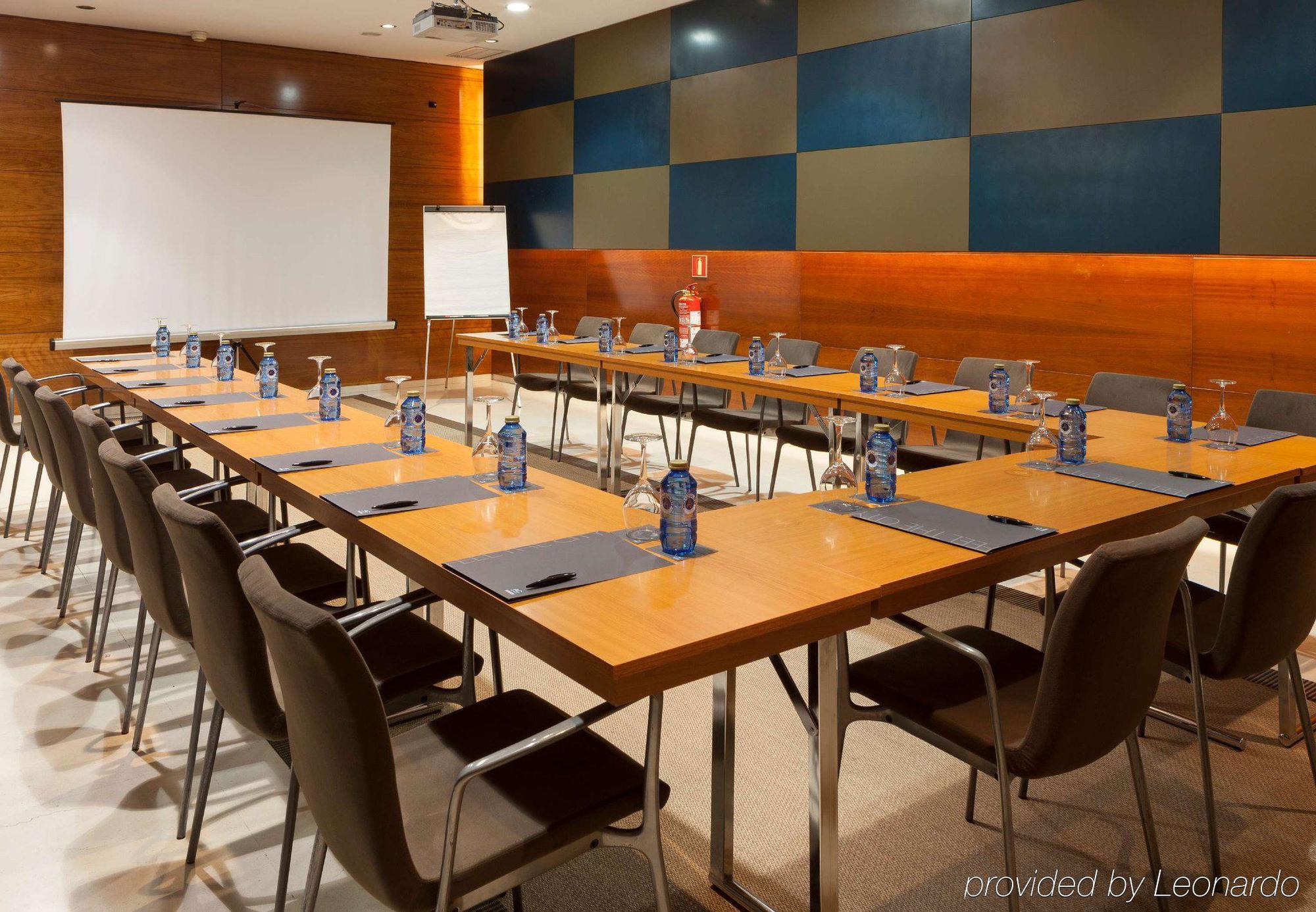 Ac Hotel Leon San Antonio By Marriott Extérieur photo